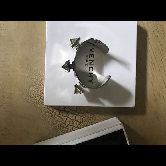 Givenchy Cuff Bracelet - Picture 3 of 6